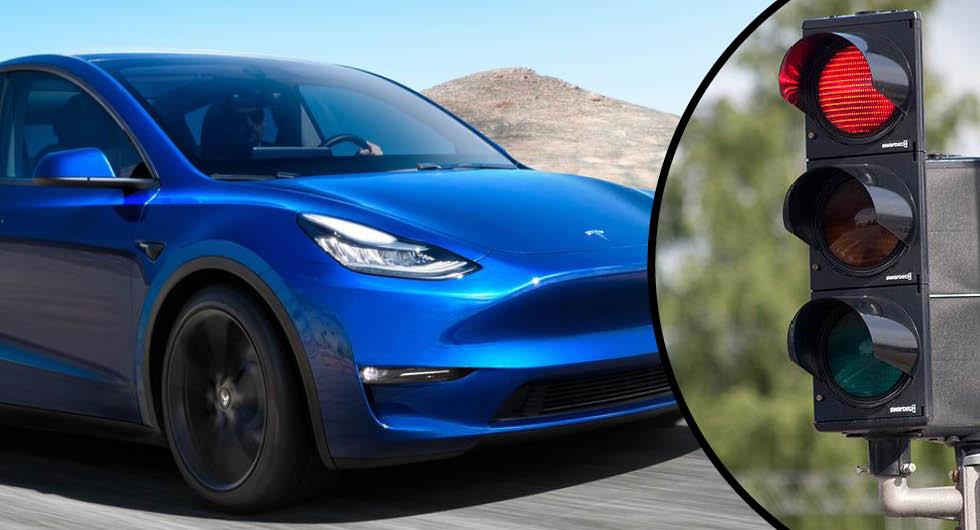 Tesla blir mer självkörande – och skruvar upp priset