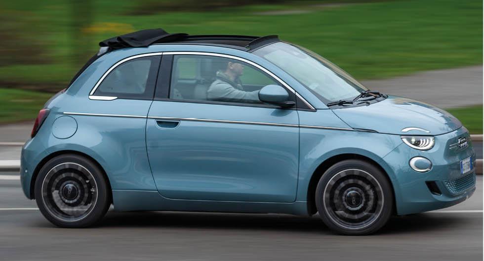 Karossen har växt på alla ledder men profilen är sig lik och bilintresserade känner genast igen Fiat 500.
