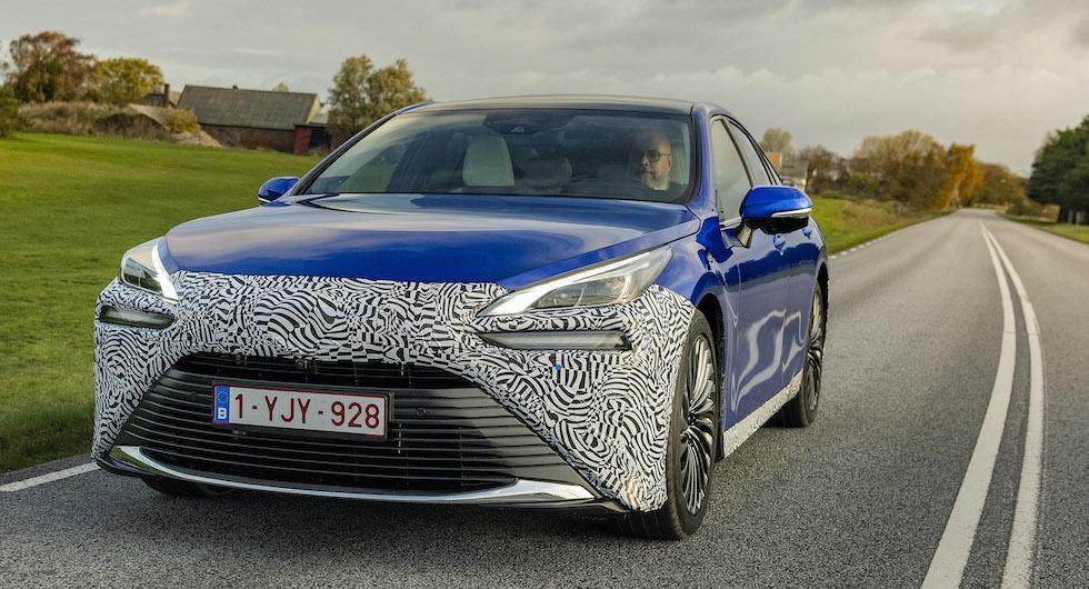 Provkörningsbilen är ett tidigt exemplar som inte förlorat sitt kamouflage.