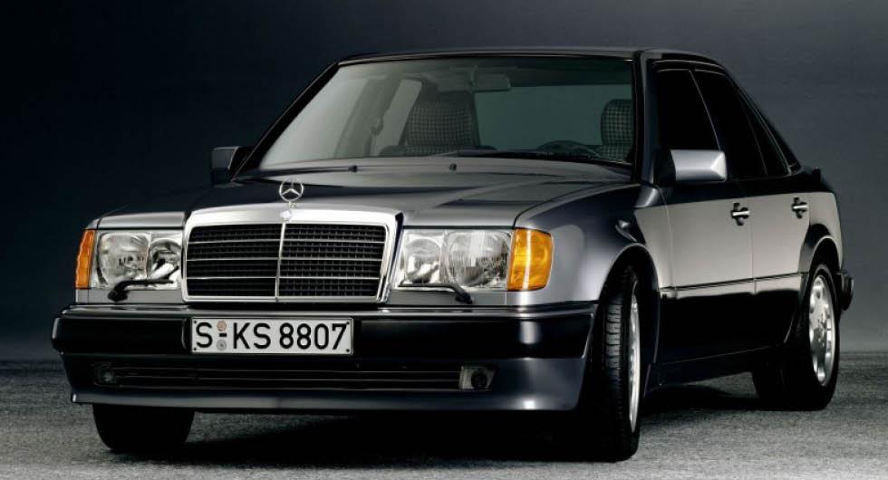 Mercedes 500E: En bomb i diskret lyxförpackning