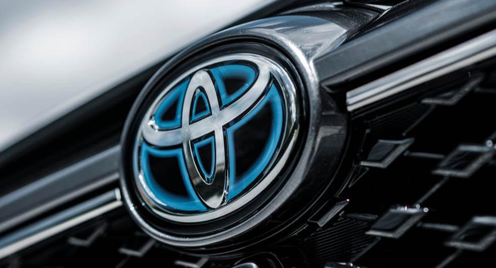 Efter Volvos besked: Handlarna sneglar mot Toyota