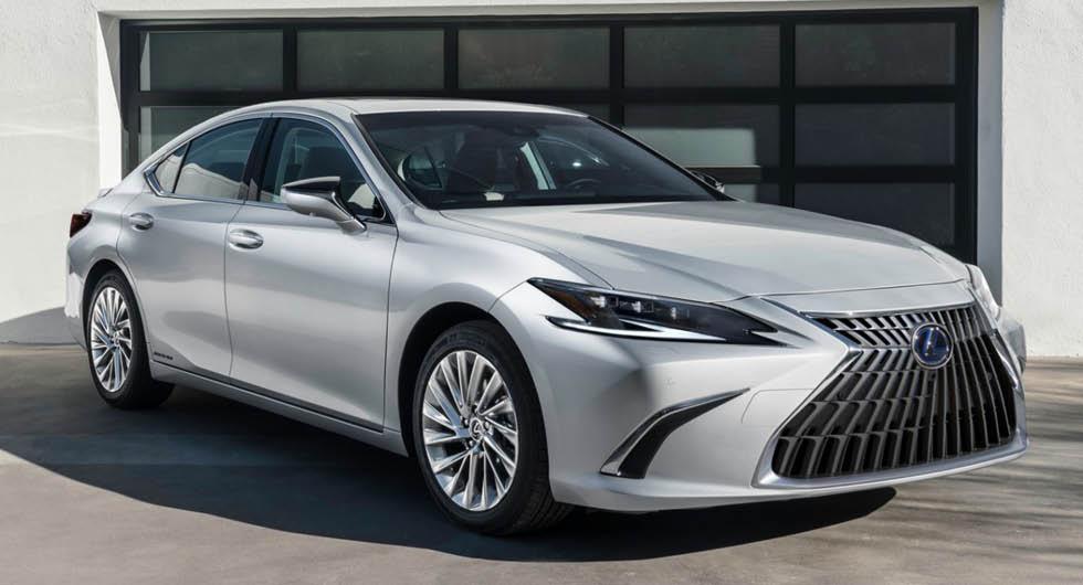 Lexus ES uppdateras och överger ”datormusen”